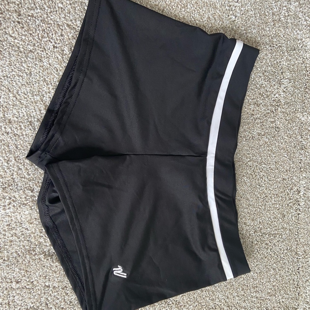 NEW Varsity size Large Short